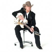Dwight-Yoakam-660-gallery3